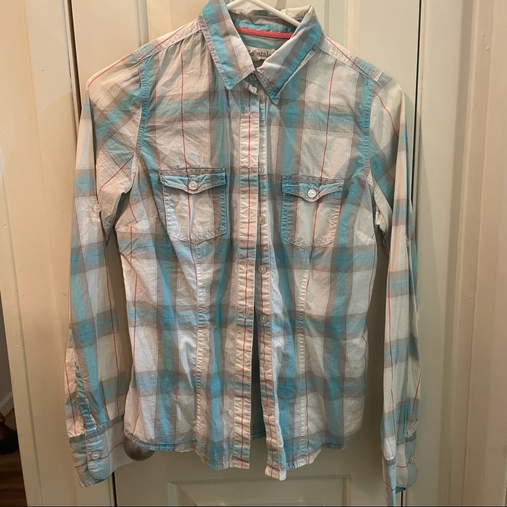 VTG button up top